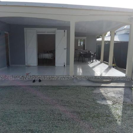 Locations Saisonnieres Sainte-Anne (Grande-Terre) Exterior foto