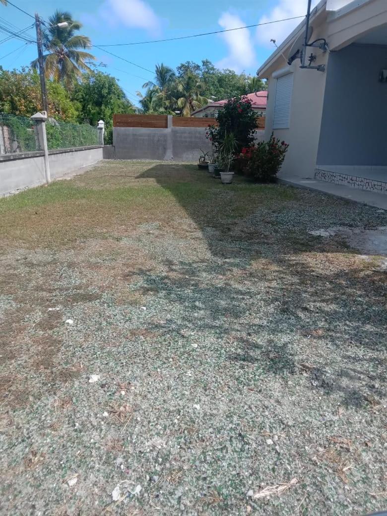 Locations Saisonnieres Sainte-Anne (Grande-Terre) Exterior foto